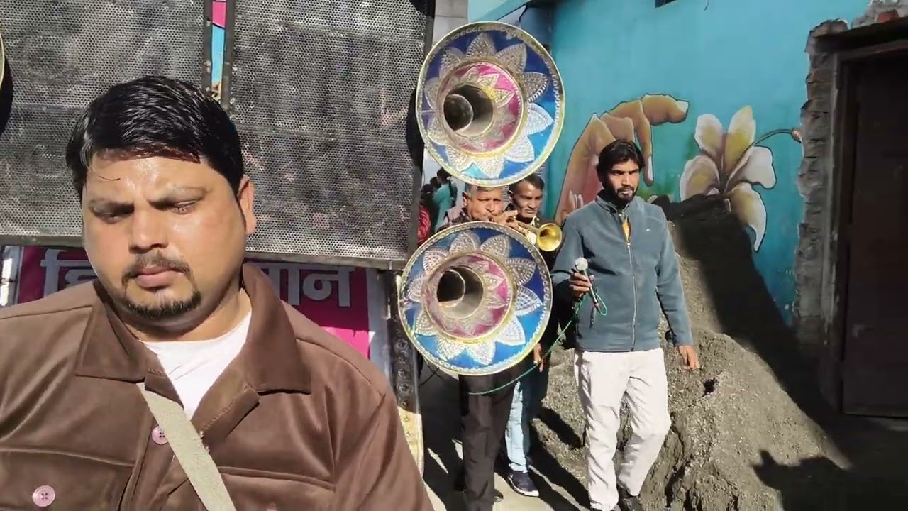 Hindustan band Majra dehradun...6395609991..9759451625