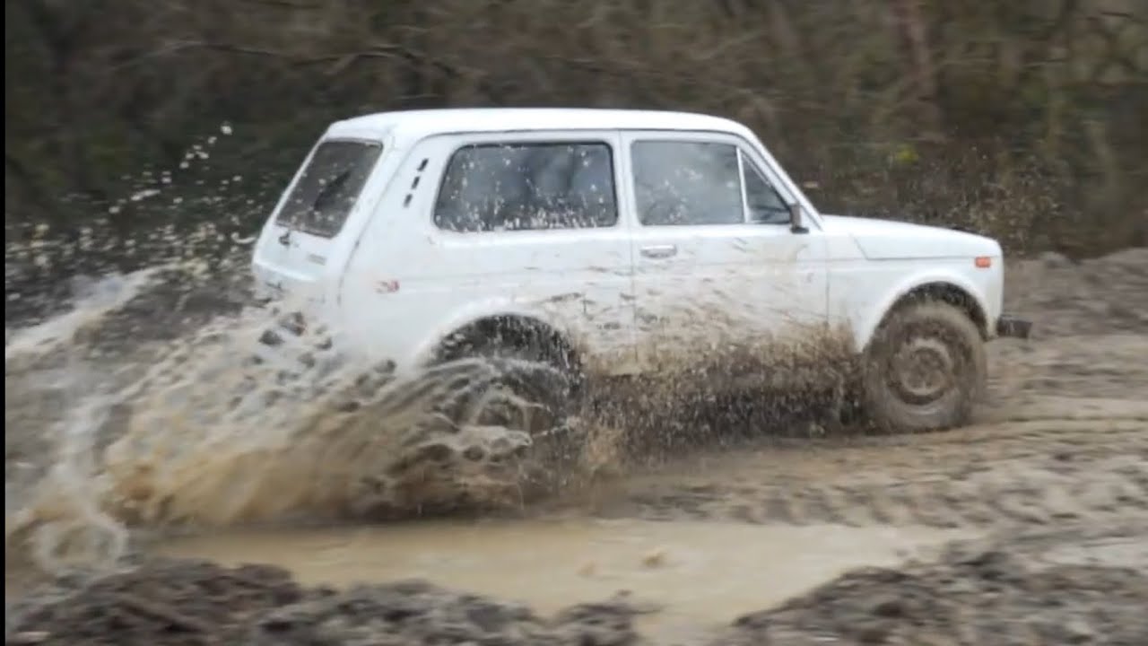 Offroading with Lada Niva 1,6 petrol