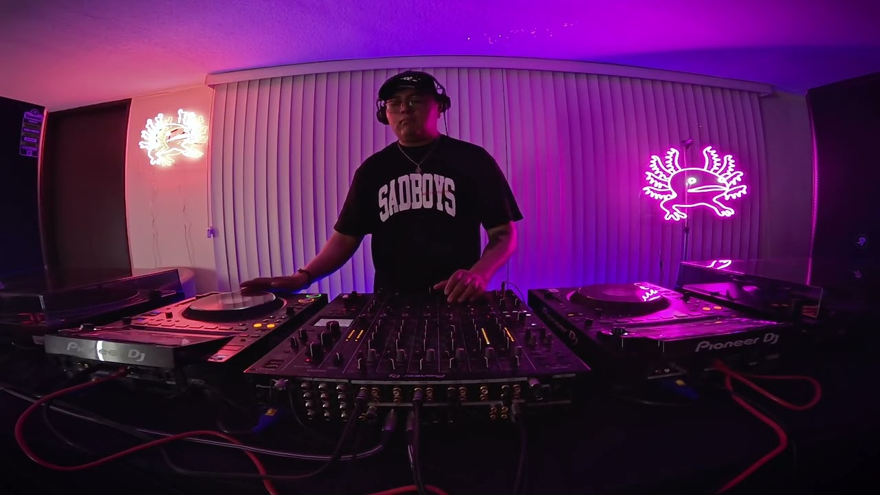 Rezisden @ Axolotl  Studio, Septiembre 30, 2025