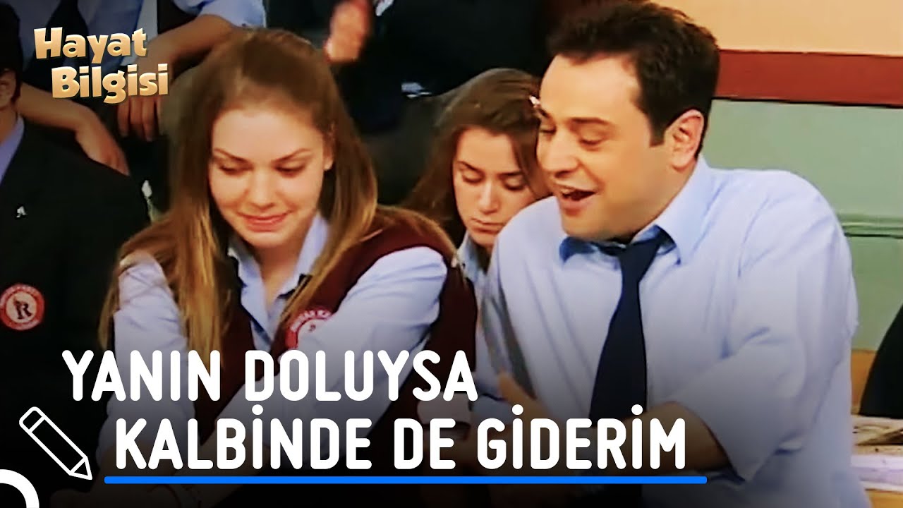 Kerem'den Hazal'a Aşk Salvoları | Hayat Bilgisi 90. Bölüm