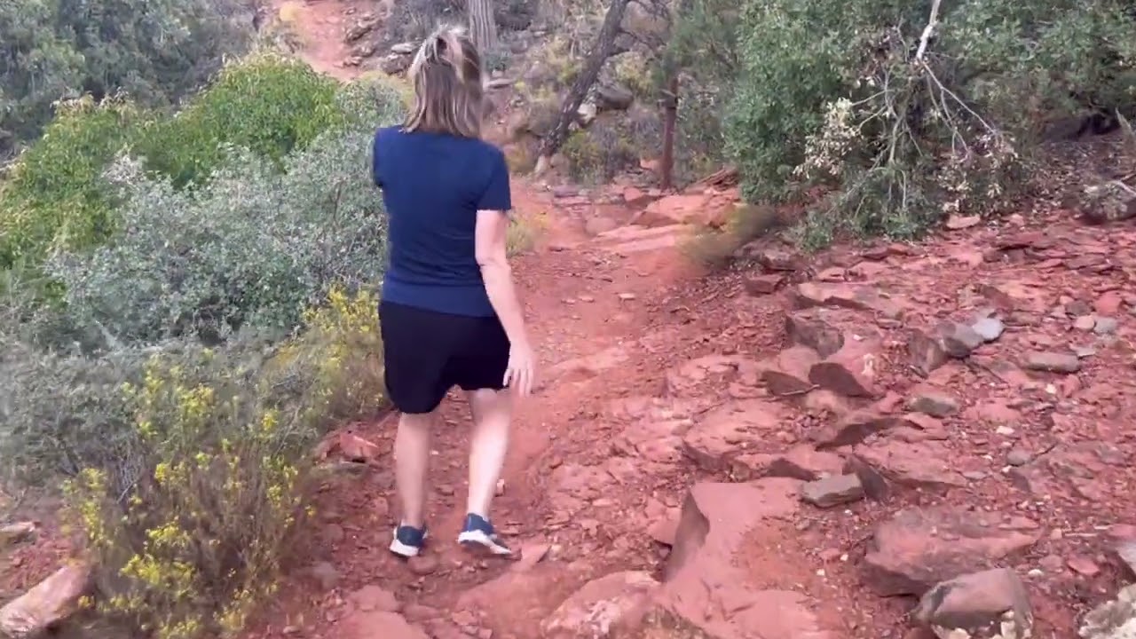 Hiking in Sedona Bandit Trail