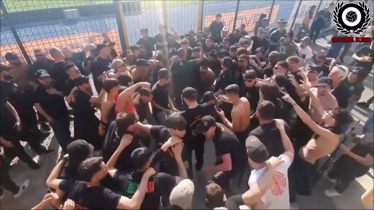 Curva Sud Messina - Gelbison Cilento - ACR Messina 06-05-2023 .