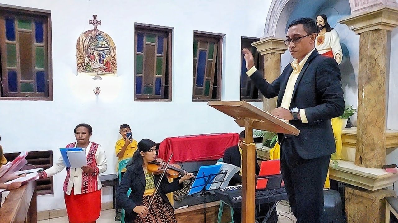 YESUS SUDAH BANGKIT - (koor Lingkungan St.Arnoldus Jansen) Paroki Naesleu Kefamenanu