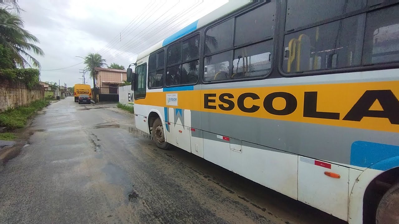 Ônibus escolar no trecho os melhores da zona rural. Dirigindo 2010 foz super e o Gran Midi 2023