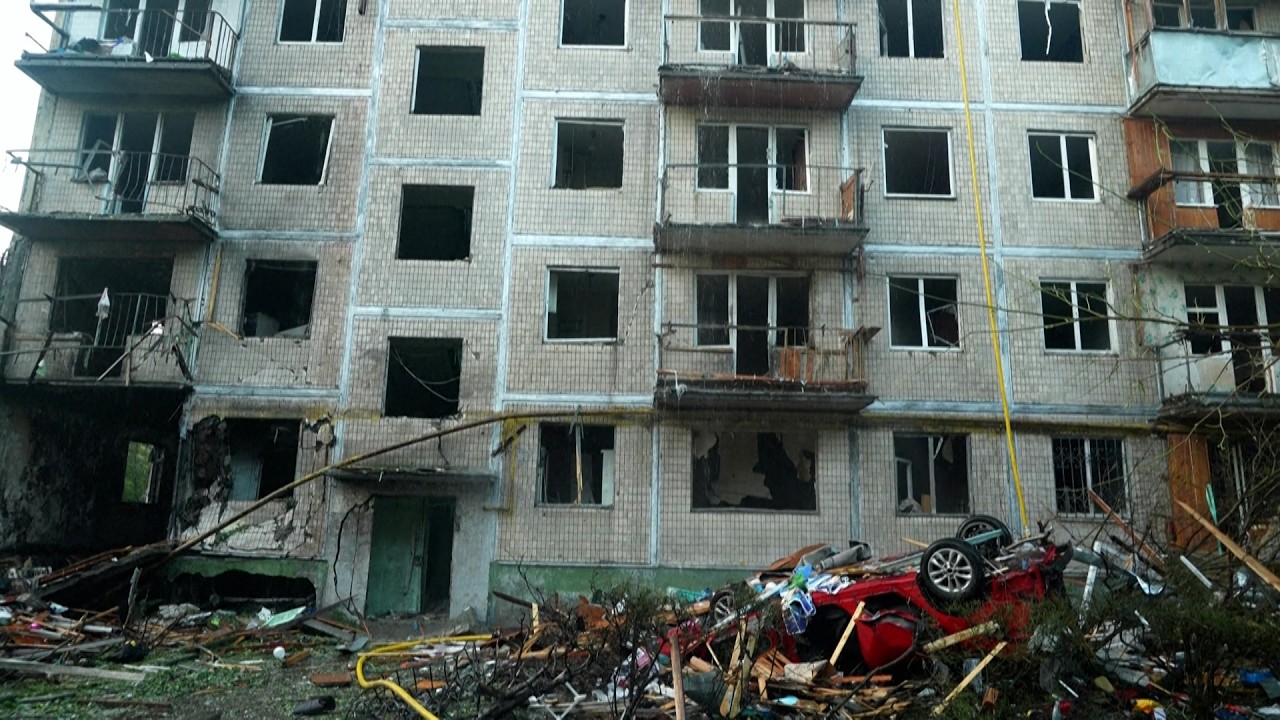 At least 9 people killed in Russian missile attacks on Kyiv