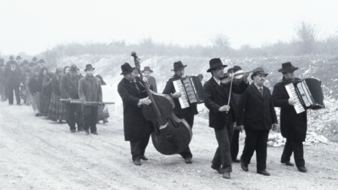 DOCUMENTAR Lăutarii din Clejani | Povestea MEMORABILĂ a Unei Generatii