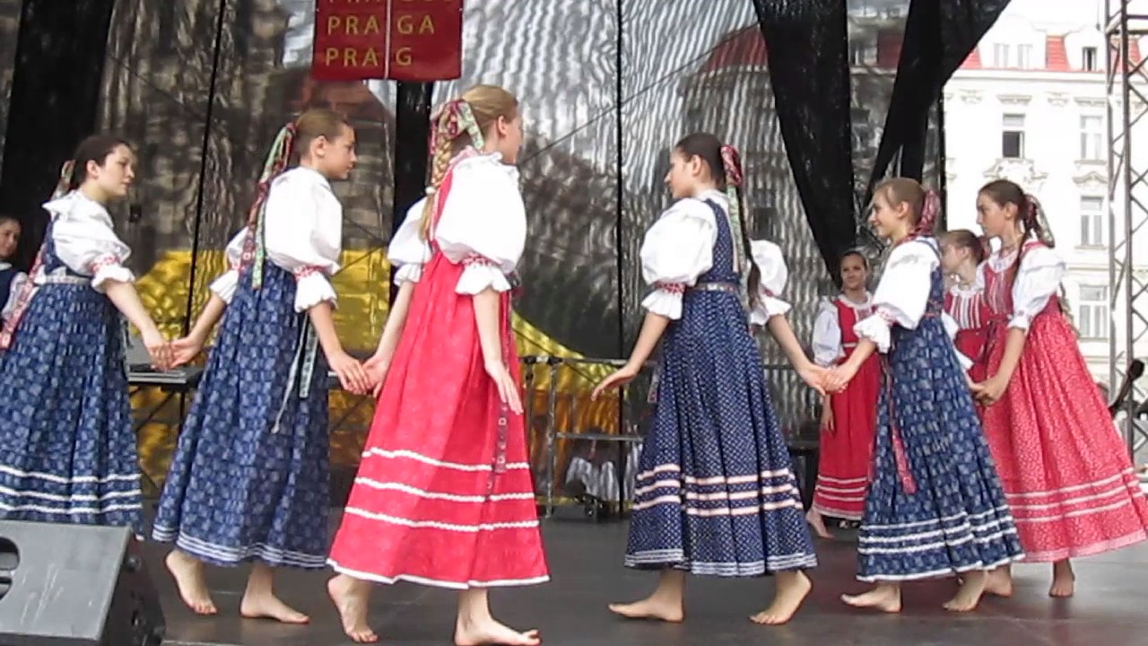 Folklorní soubor JARO (Praha ) - část 4