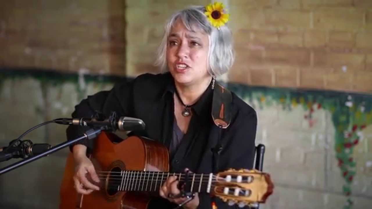 Kavisha Mazzella - If these walls could talk