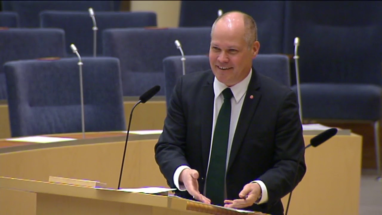 &Aring;tg&auml;rder mot militanta djurr&auml;ttsaktivister av Ola Johansson (C)