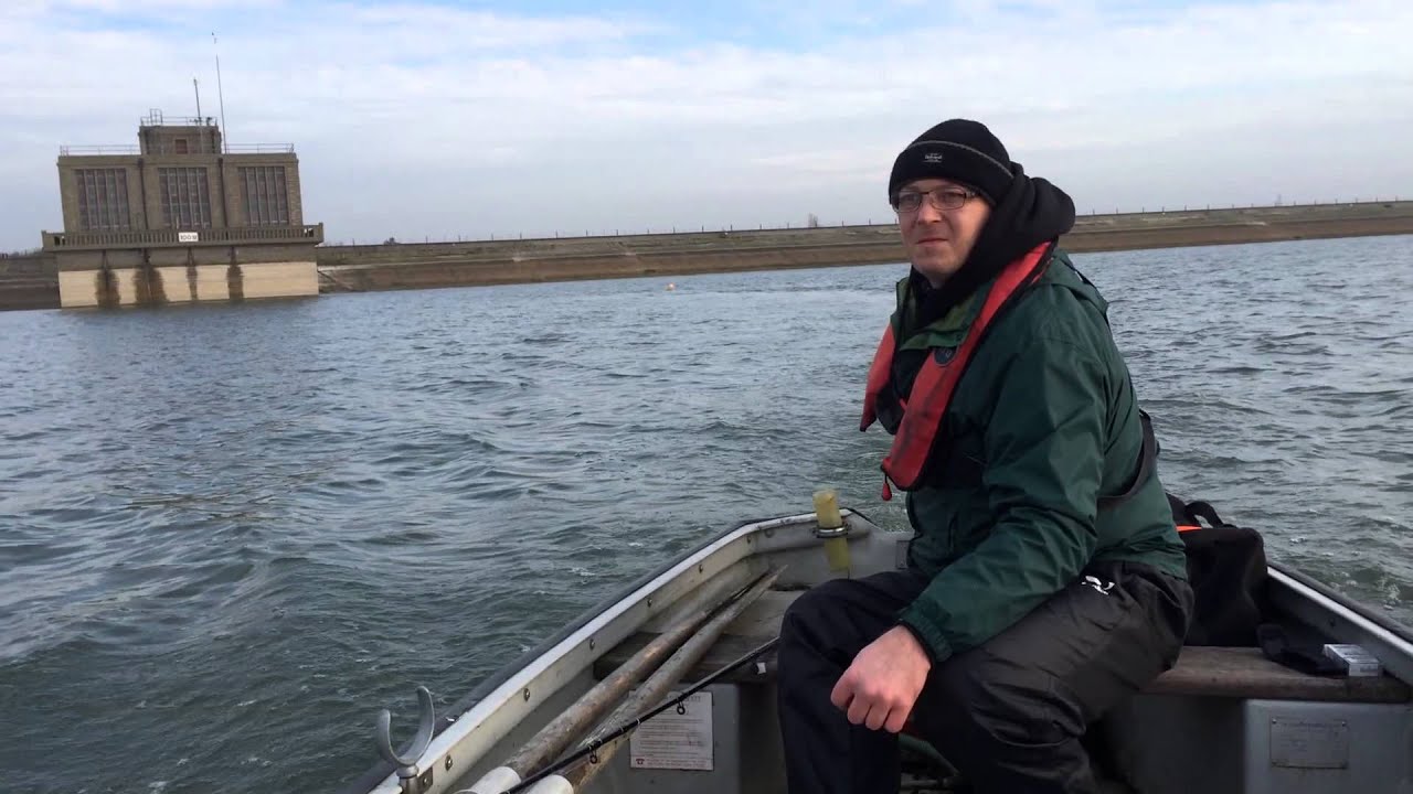 Hanningfield Reservoir uk fishing 11.2014