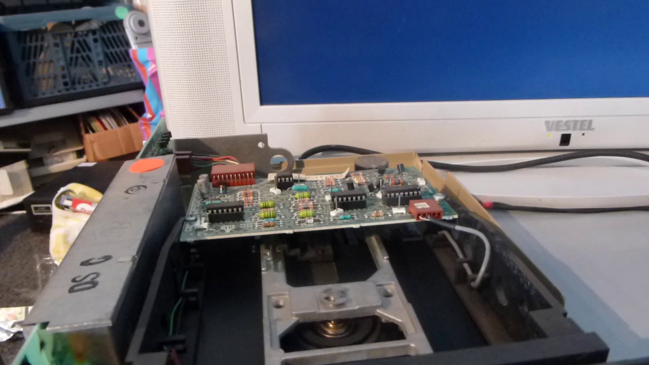 Loading Mr Robot on an Atari 810
