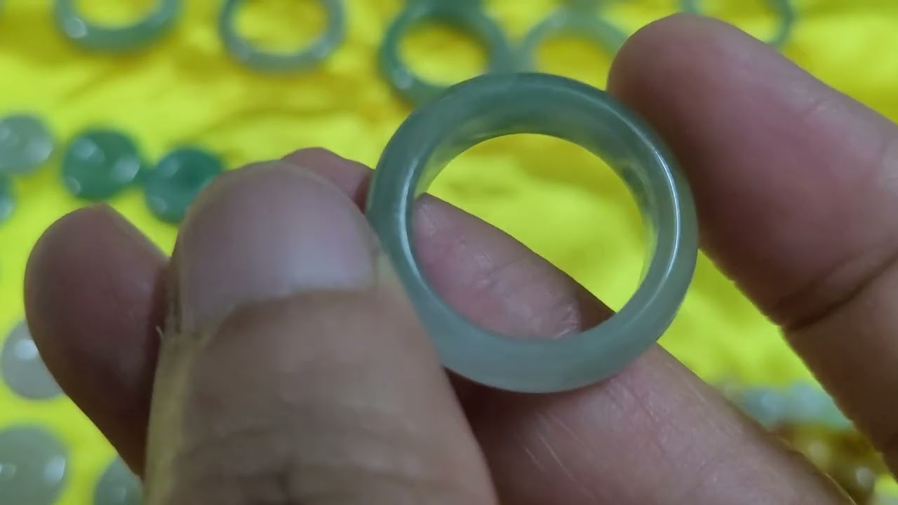 Ngọc phỉ thúy myama type A ..