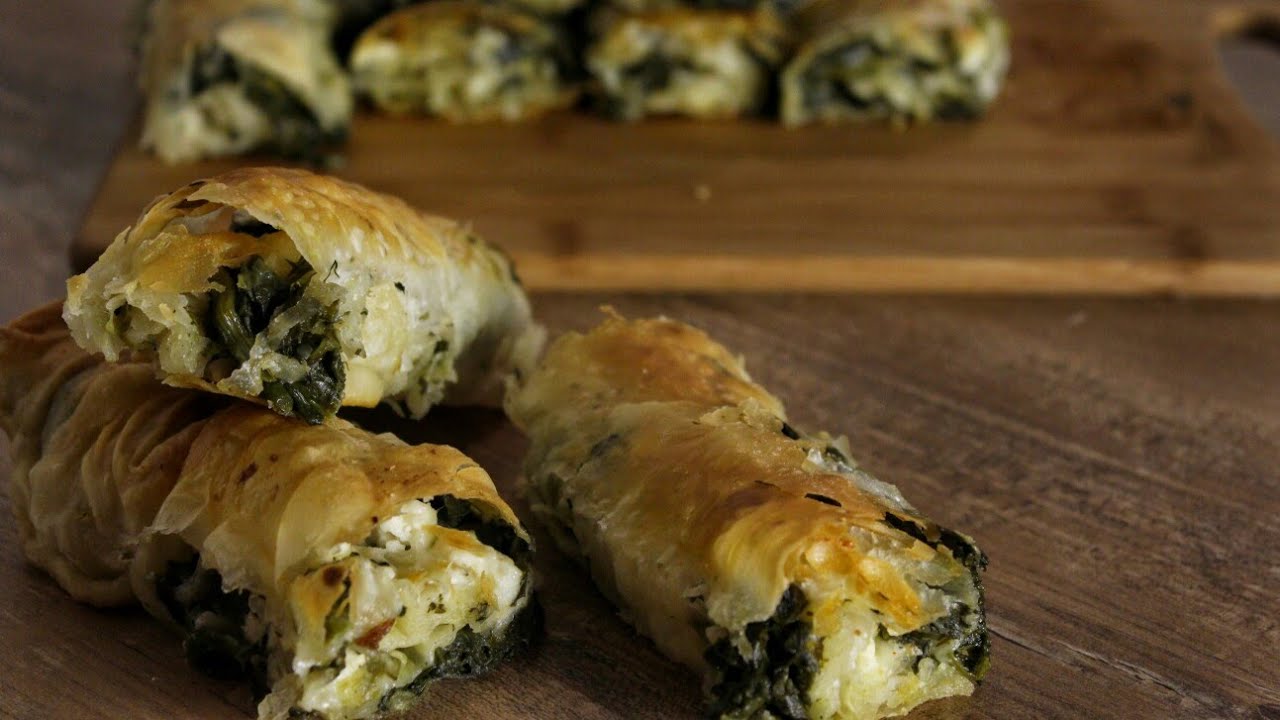 Εύκολη Σπανακόπιτα με σπιτικό φύλλο - Easy Homemade Spinach Pie