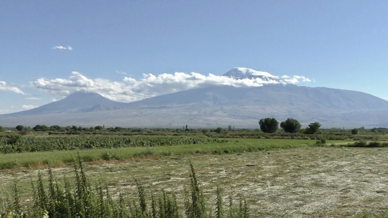 Yerevan, 24.08.20, Mo, Handipum Ararati het, (Gnacink Artashat),Or159