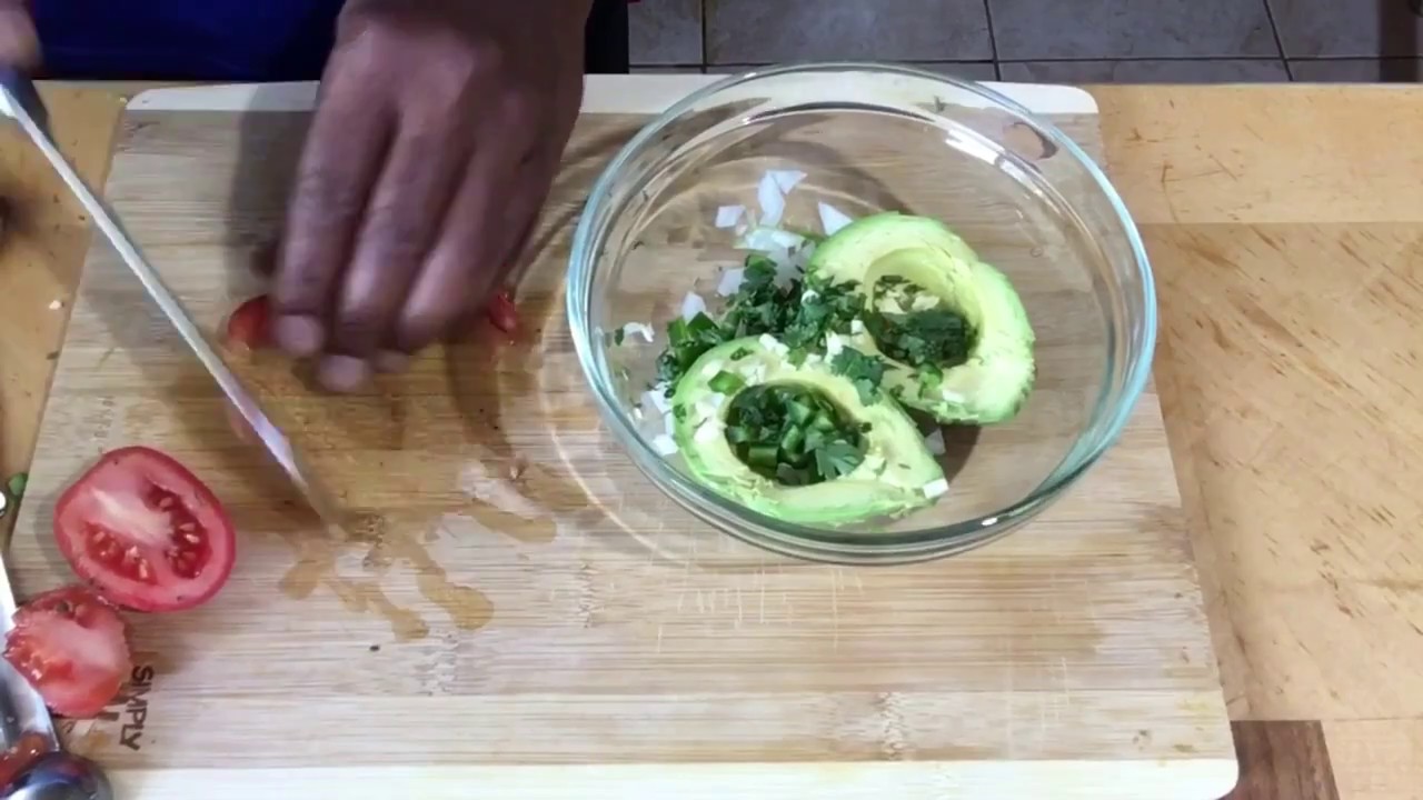 The Black Foodies In The Kitchen 'Eazy Peazy Guacamole'
