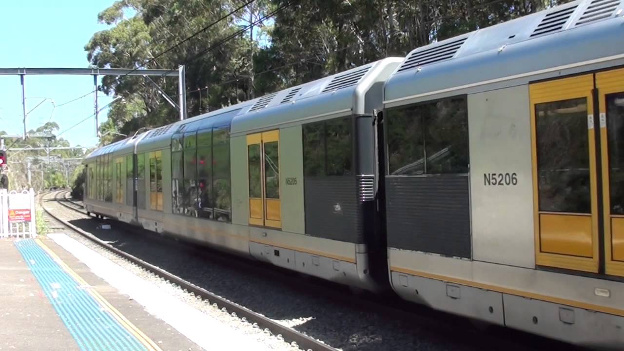 Trains at Jannali - Sydney Trains