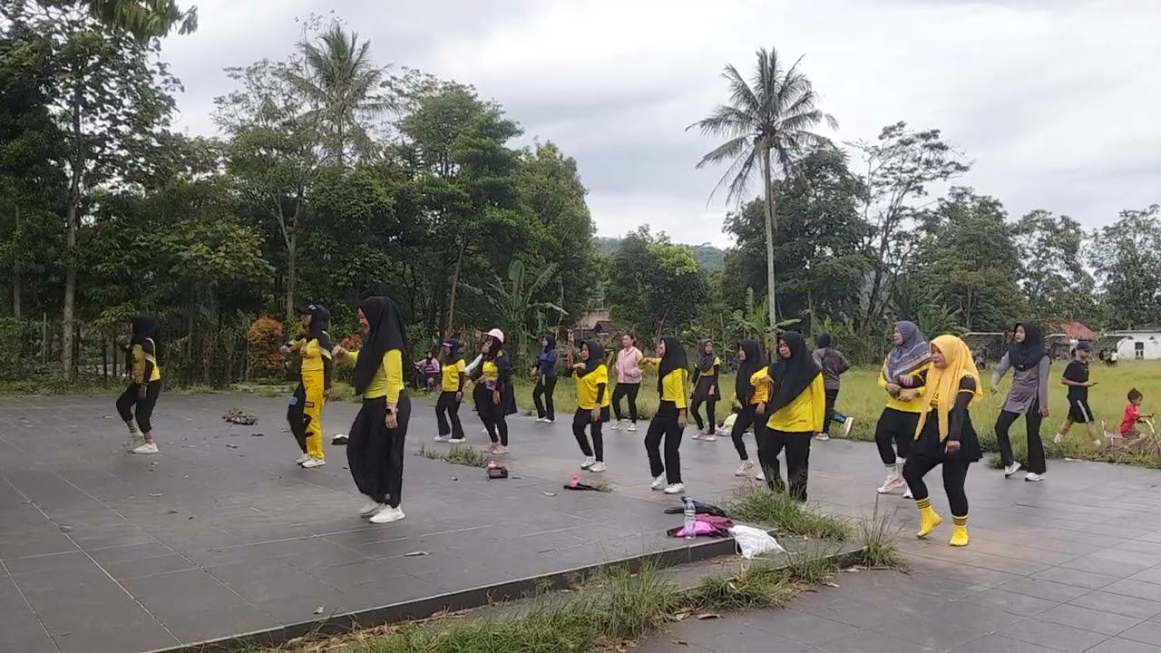 Senam kreasi lagu viral, jangan tunggu lama lama, asyiiik 💃💃😍🔥
