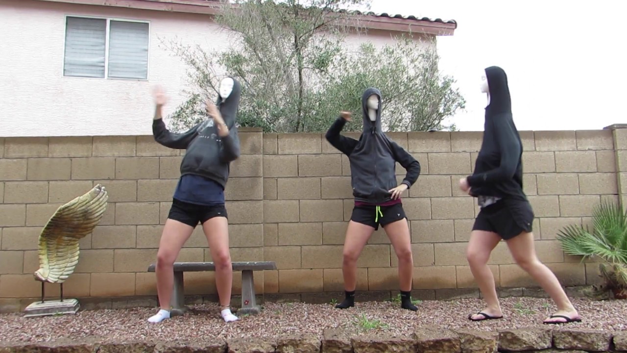 MANNEQUIN HEAD DANCE- Cash Me Outside|| Hailie Sue