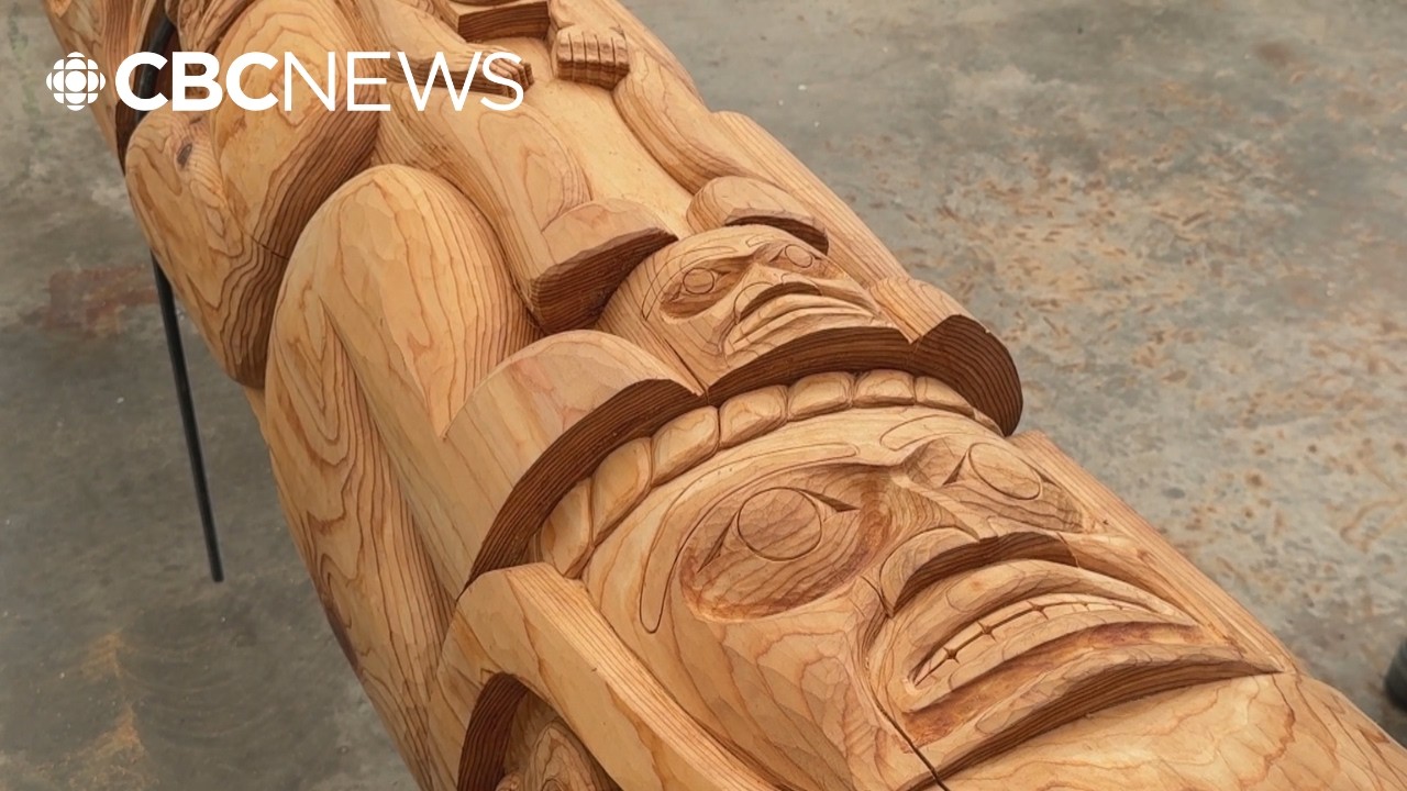 2 community welcome poles raised in Nisga'a village in northwest B.C.