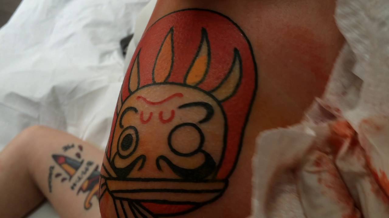 Daruma - Traditional Japanese Tattoo by Caio Pi&ntilde;eiro