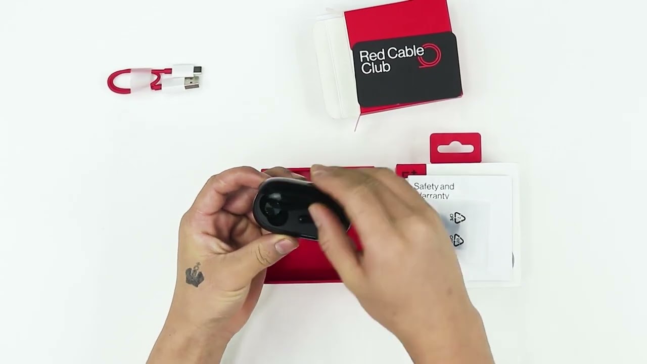 OnePlus Buds Z2 Unboxing with Gadgetshieldz Skins!