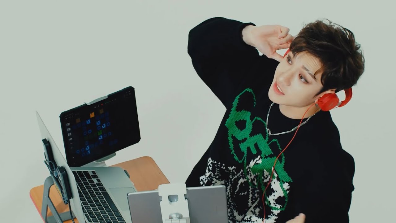 Stray Kids Mixtape : Gone Days MV but it&rsquo;s just when Bang Chan gets a solo or focus screen time