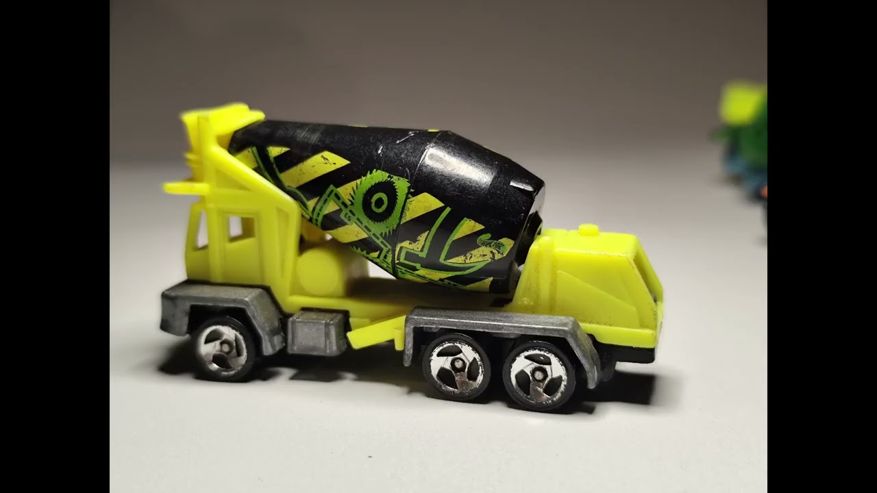 Diecast Loose Cars available for sale, 1989 - 2025 Located in Modesto Califronia 2026 01 20