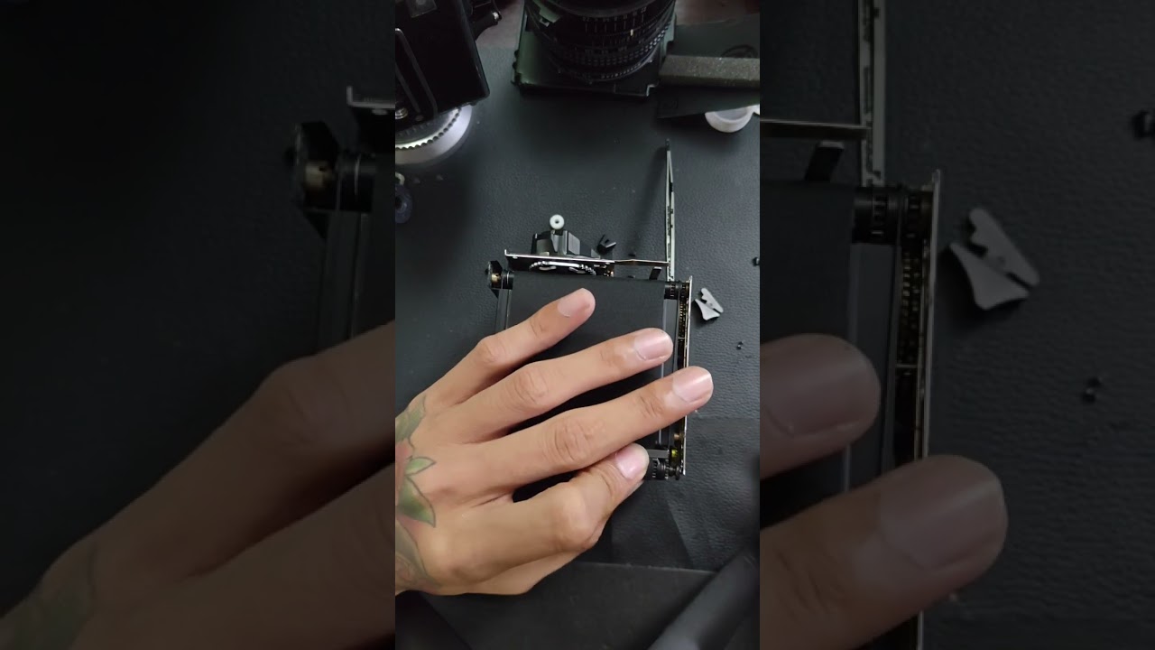 EP.2 hasselblad 2000 FCW Change the shutter curtain  #hasselblad #hasselblad_camera