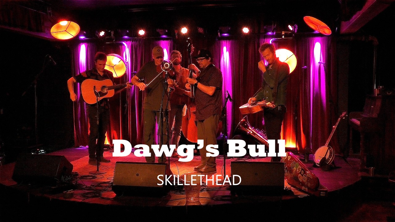Dawg's Bull (SKILLETHEAD)