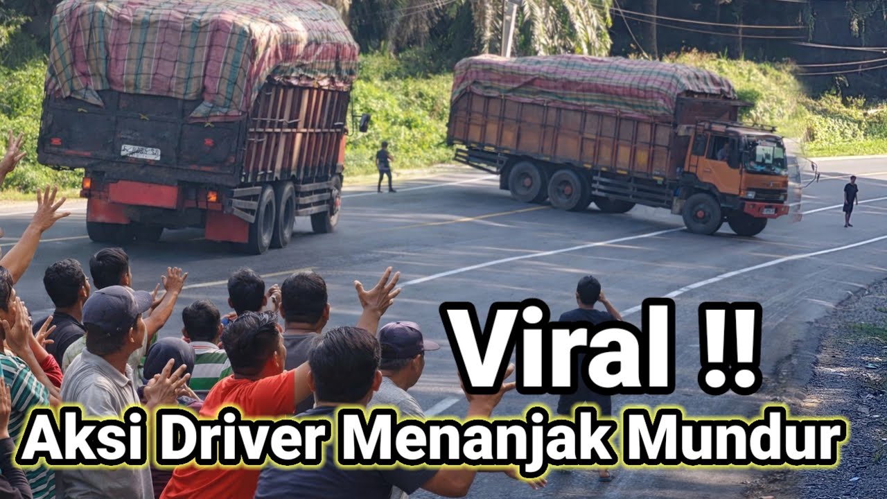 Amazing Skill Truck Driver || Truck going backwards uphill in Bukit Kodok