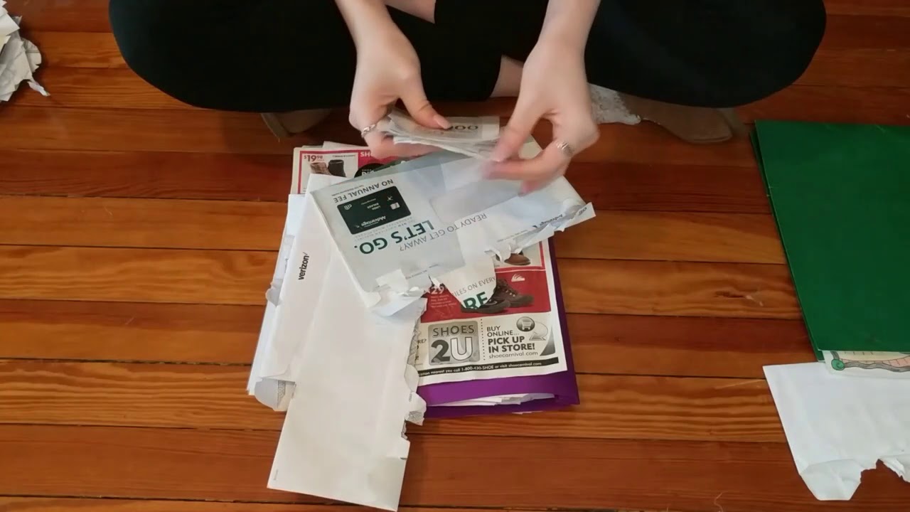 ASMR ORGANIZING PAPERS (ripping & unfolding paper sounds) *no talking