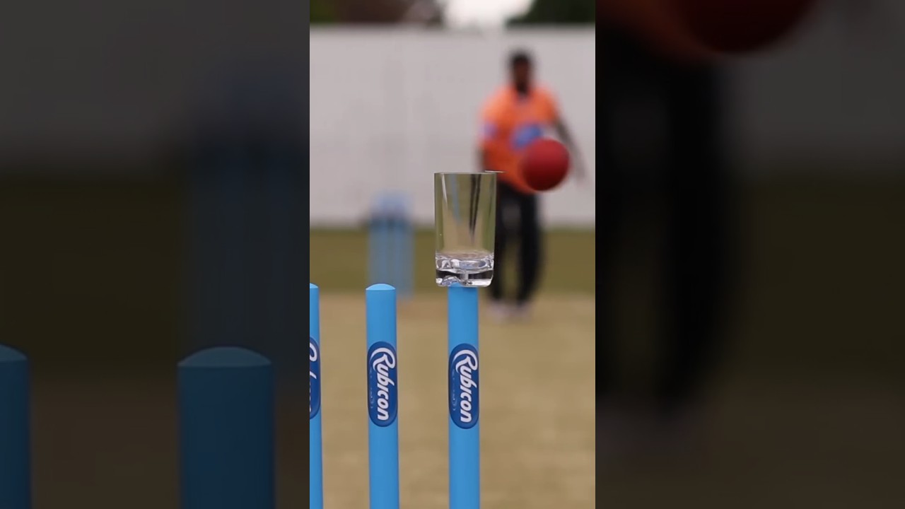 Muralitharan Hits Coin on Glass Top of Wicket 🎯 | ep: 32 #hit #coin #wicket #muralitharan #spinner