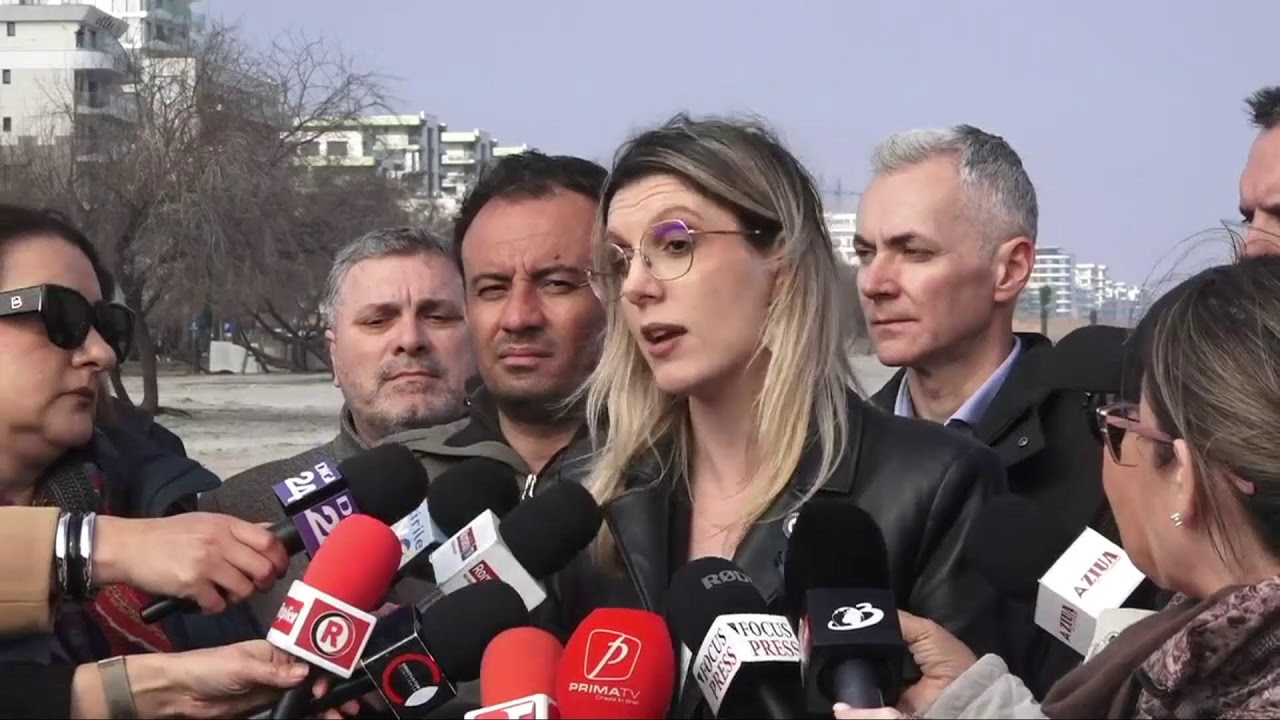 Ministra Mediului, Diana Buzoianu, conferință de presă despre situația plajelor de la Năvodari