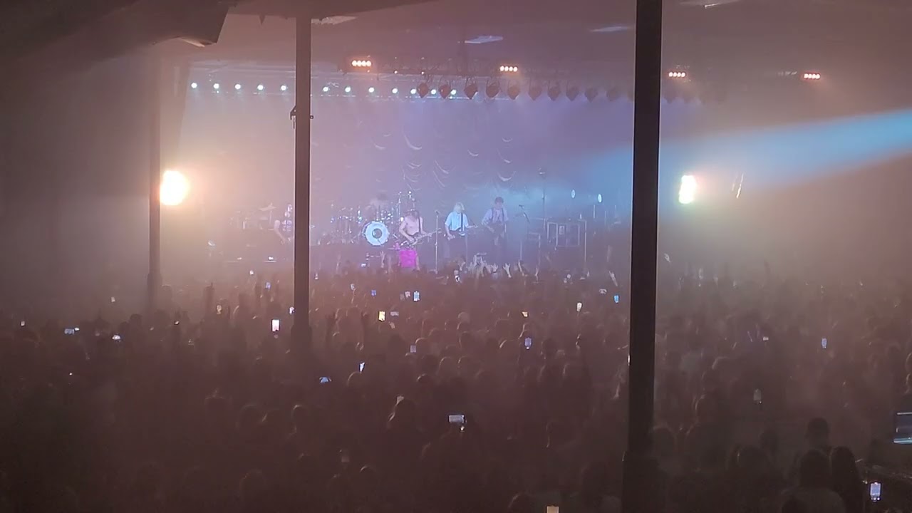 YUNGBLUD - Zombie (Finale) (Live) 08.26.2025 Salt Lake City