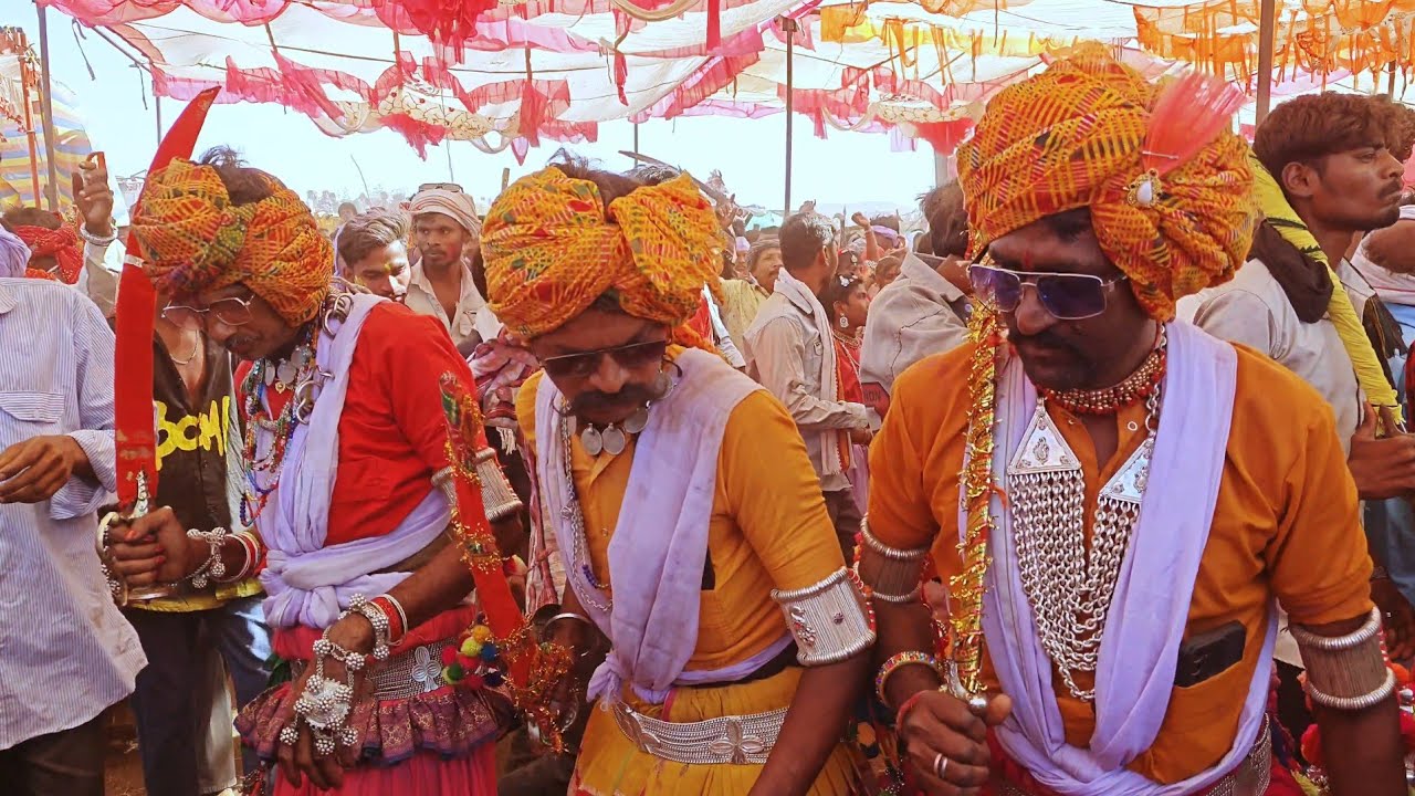 आदिवासी गेहैर // बारगुन्या मेला में // आदिवासी सांस्कृतिक न्रुत्य 
