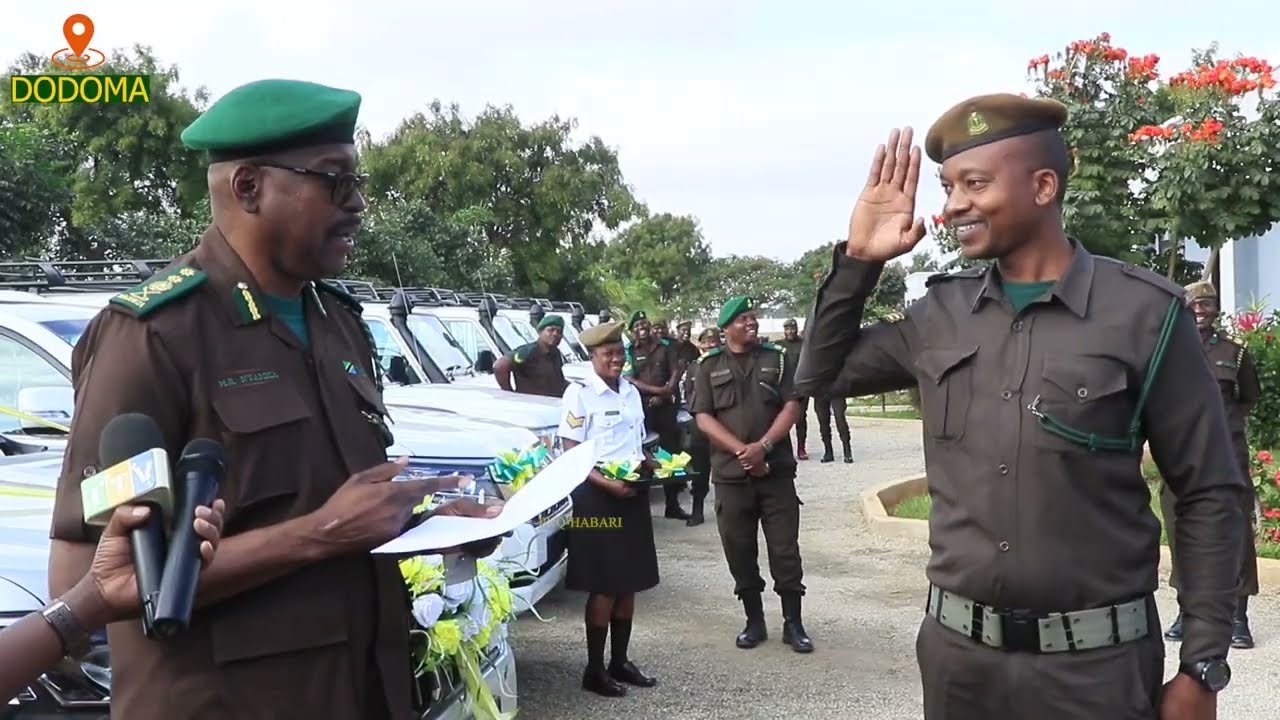CGP. NYAMKA AZINDUA MAGARI MAPYA YA JESHI LA MAGEREZA