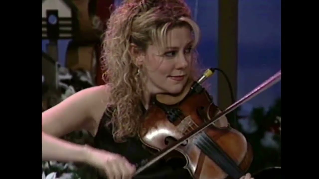 Natalie MacMaster with John Allan & Mac Morin - Fiddle Medley (2000)