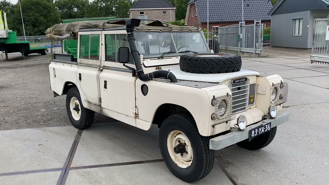 Landrover 109 stationwagon, softtop, 2.5 indenor turbo diesel
