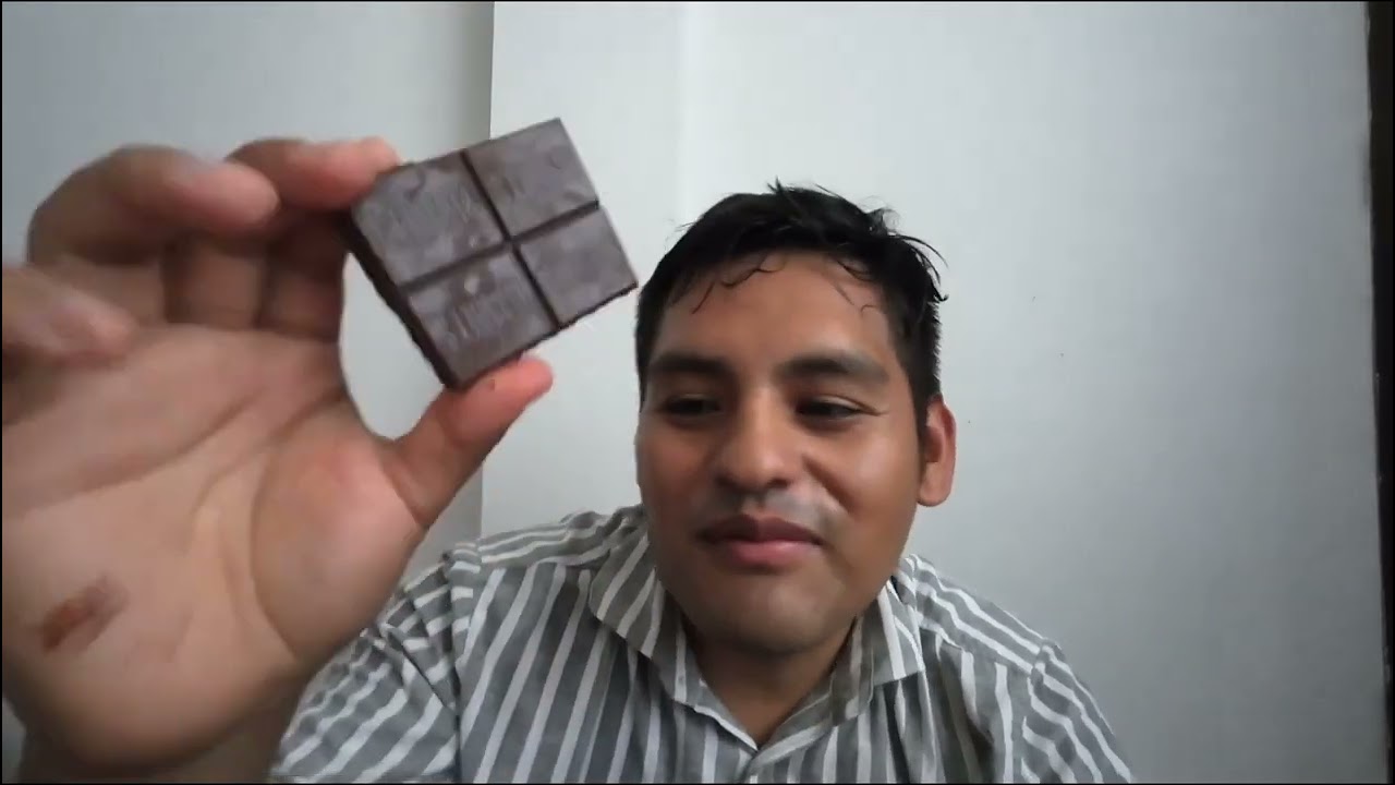 ASMR Comiendo chocolate 😋