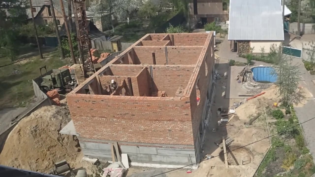 Строим  3-х этажный дом за 20 мин. (Time-Lapse)