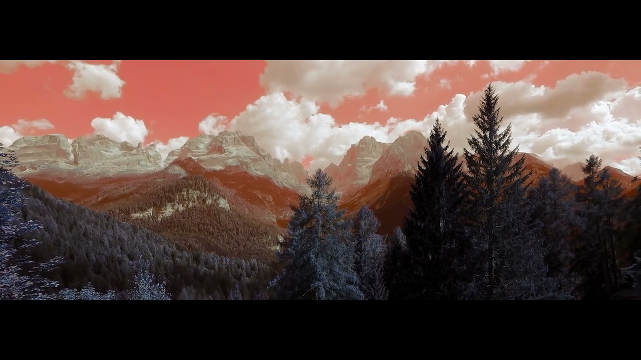 Alpine Landscape in the Dolomites   4K