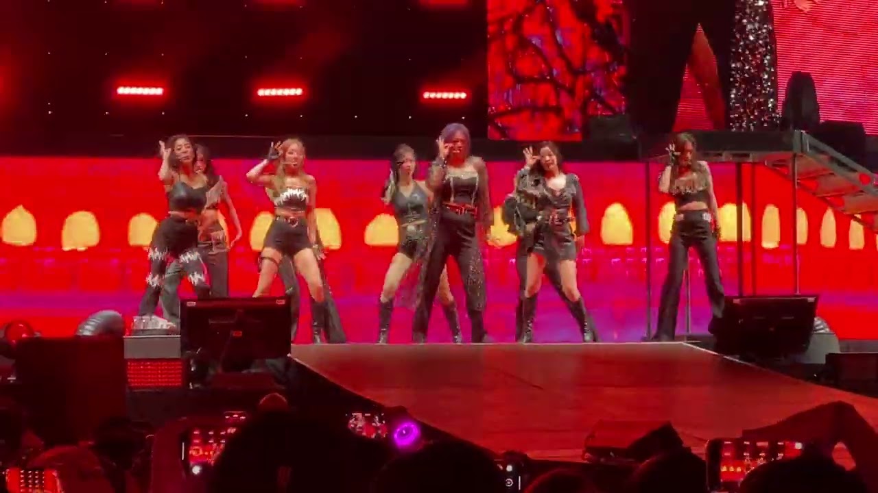 TWICE 