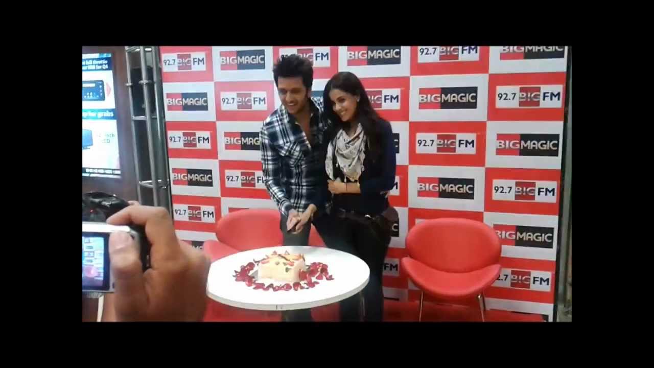 RJ Ankit greets Riteish & Genelia Deshmukh @92.7 Big FM