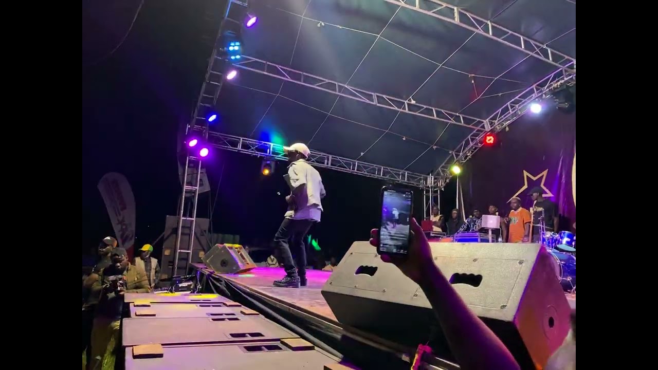 Eezzy Paid Respect To Lumix Don & Smokie Allan - Weng Rac