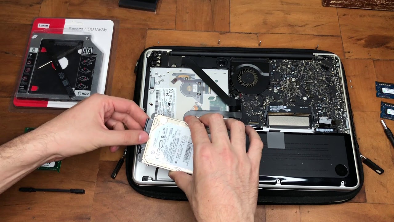 Tutorial Trocando a Ram e SSD Macbook! Aumentando MUITO a velocidade !