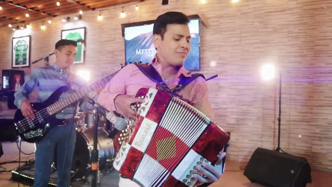 Natanael Cano   Morritas (cover La Bandera Sp)