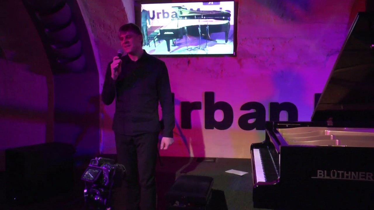 Vadim Bessarab play  - A light breeze hit my sails -  ( V. Bessarab )