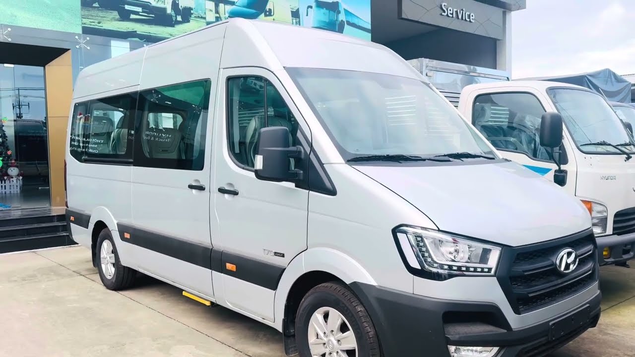 Solati 16 Chỗ Mini Bus Làm Vài Nội Thất Đơn Giản, Xe Sẵn Cuối Năm. Hotline: 036.9966.039