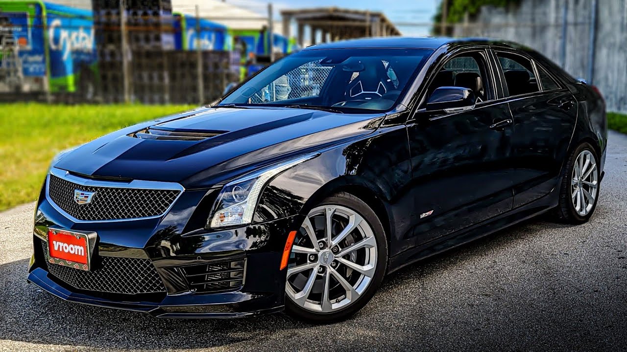 Разгоняем Cadillac ATS-V до предела. Вид от первого лица.