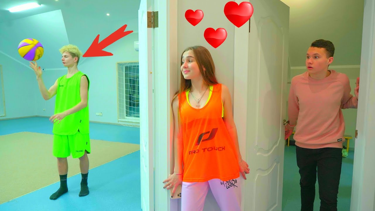 ДИАНА ВЛЮБИЛАСЬ В СТАРШЕКЛАССНИКА - БАСКЕТБОЛИСТА!!!